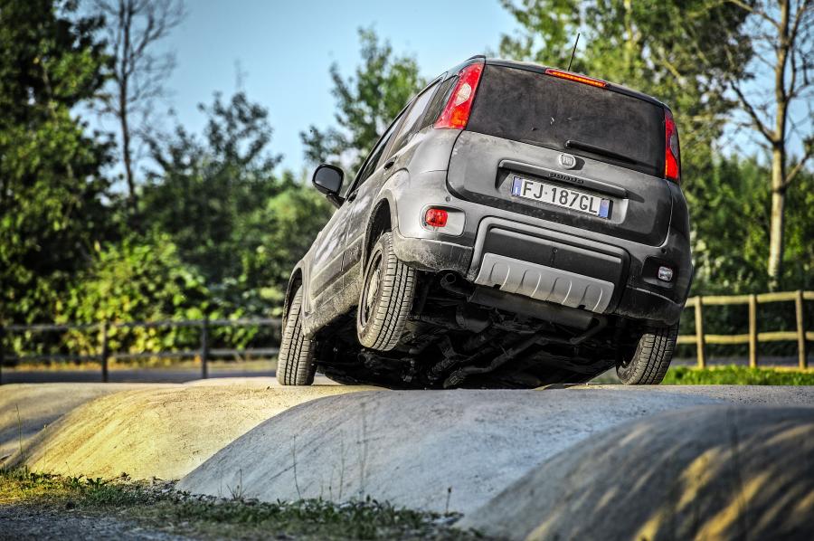  Fiat Panda 4x4 2017 года  (фото 3 из 26)
